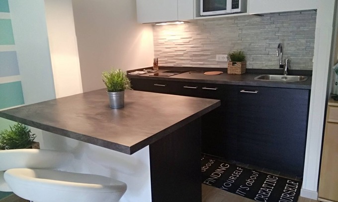 Marlengo Apartment | Renovierte und ruhige Ferienwohnung im Grünen/Renovated in the green