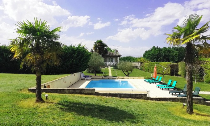 Montaigu-de-Quercy House | Rent house with private pool in the campgne near a lake