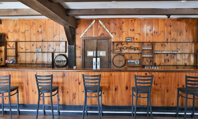 North Creek Resort | Rent your own private Resort! Walk to the slopes at Gore Mountain!