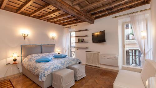 Rione III Colonna Apartment | Rental in Rome - Gambero Suite