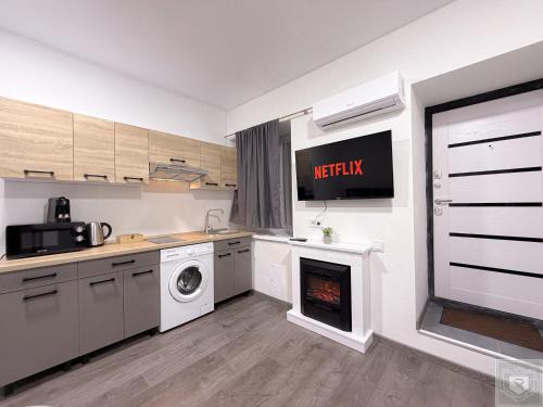 Riscani Apartment | RentHouse Apartments-Old Town Studio #2