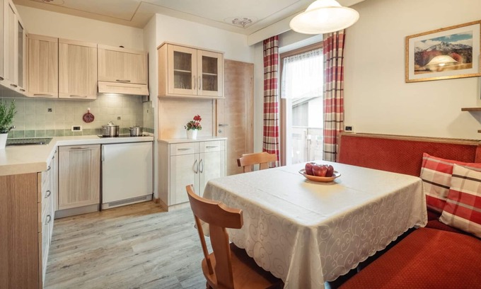 Mareo Apartment | Residence Corn - Standard Apartment 9 with Mountain View, Jacuzzi, Wi-Fi & Balcony