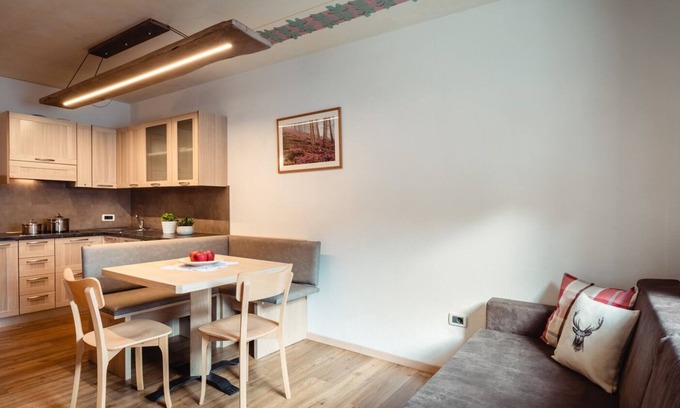 Mareo Apartment | Residence Corn - Standard Apartment 6 with Mountain View, Jacuzzi, Wi-Fi & Balcony