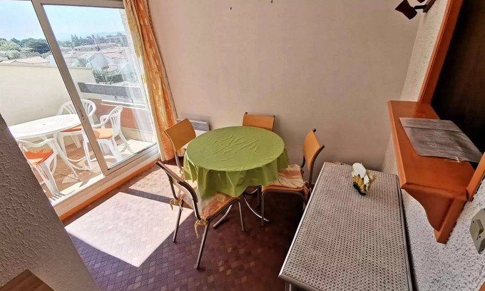 Port Leucate Apartment | Residence De La Plage - STUDIO 4 PERSONS 4 sleeping PORT LEUCATE. Ref: 1RP 223