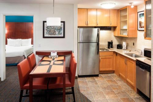 Dothan Hotel | Residence Inn by Marriott Dothan