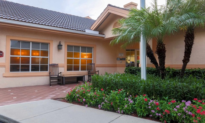 Villages of Palm Beach Lakes Hotel | Residence Inn West Palm Beach