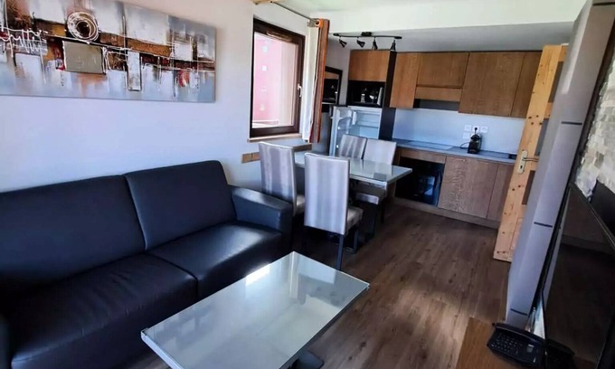 Arc-2000 Apartment | Residence La Source des Arcs* - Chalet des Neiges - 2 Room Apartment Cabin 4 People PRM