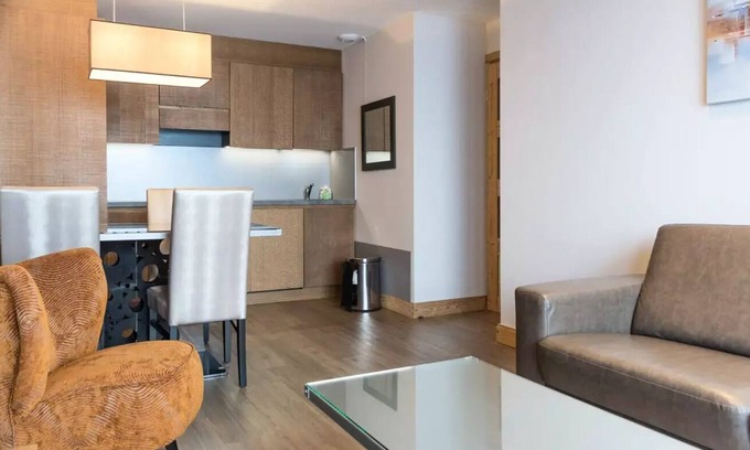 Arc-2000 Apartment | Residence La Source des Arcs* - Chalet des Neiges - 3 Room Apartment 4 People West