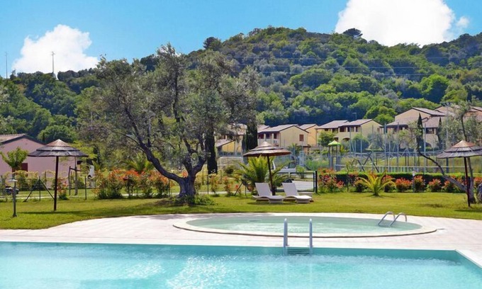 Campiglia Marittima Apartment | Residence Le Corti di Montepitti, Suvereto