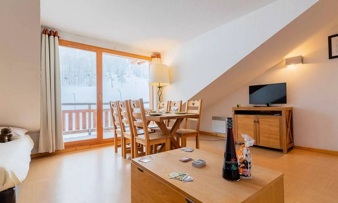 Les Orres Apartment | Residence Le Parc des Airelles * - 3 Rooms Duplex 10 People