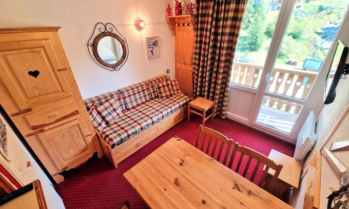 Valfrejus Apartment | Residence Le Thabor - studio 4 people in the heart station 19m2