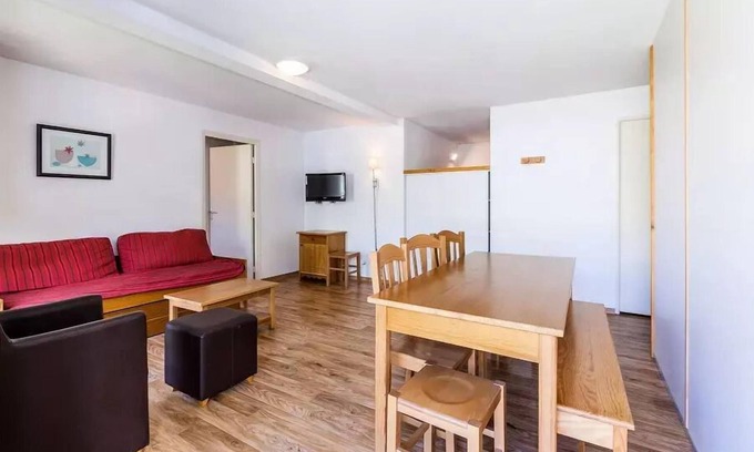 Allos Apartment | Residence Les Cimes du Val d'Allos* - 3 Rooms 8 People