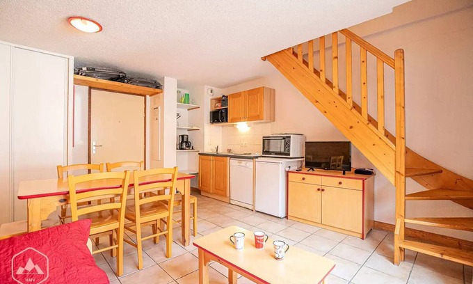 Aussois Apartment | Residence Les Flocons D'argent - 2 Rooms for 6 People