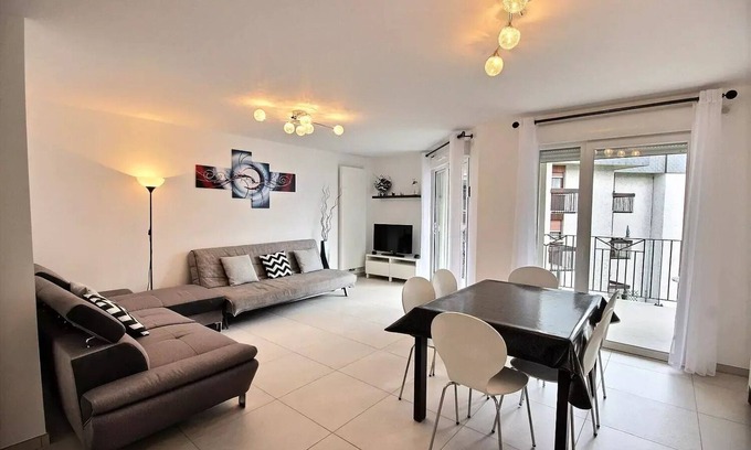 Bourg-Saint-Maurice Apartment | Residence Les Campanules - Fully new apartment, bright and functional, with beautiful living room