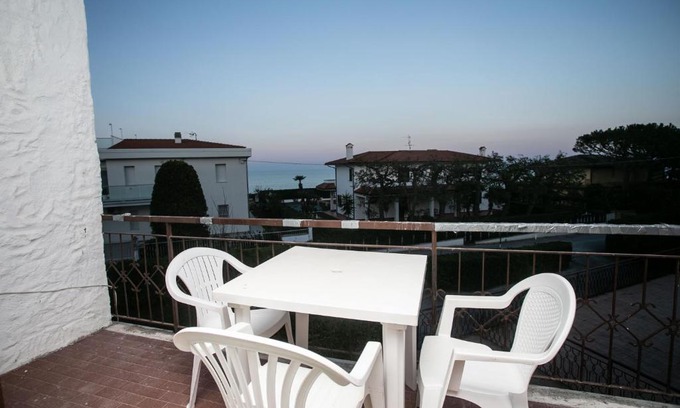 Marcelli Apartment | Residence MARE VERDE - Interno 23-15