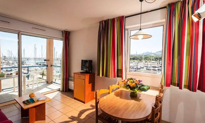 Plage d'Argeles Apartment | Residence Mer & Golf Port Argelès* - 2 Rooms 4 People - Harbor Side
