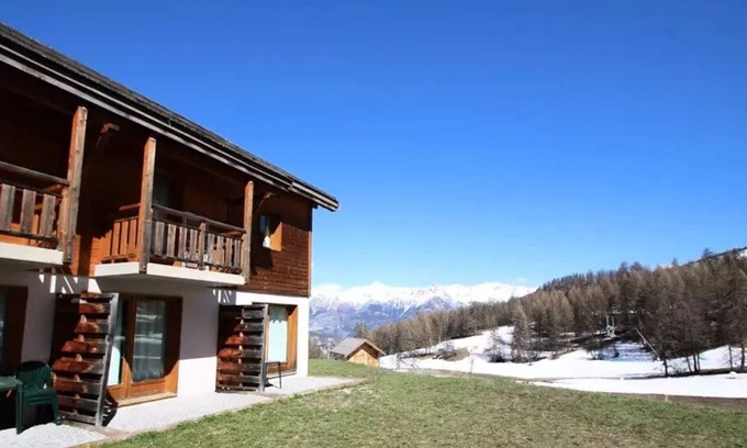 Puy-Saint-Vincent Ski Chalet | Residence Parc Aux Etoiles - CH13PAE - DUPLEX CHALET 2 CHAMBRES, BORD DE PISTE