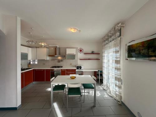 Old Town Apartment | Residence Stefania Dependance Trilocale - AGENZIA COCAL