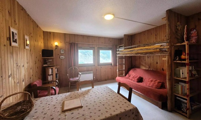 Bonneval-sur-Arc Apartment | Residence Trolle-soldanelle - Apartment 4 functional people