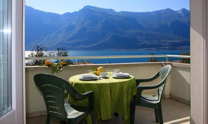 Limone sul Garda Apartment | RESIDENCE VILLA ARANCI