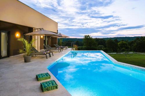 Gracisce Villa | Residence Villa Manuela - Batlug