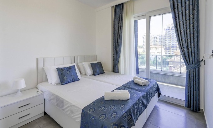Seki Apartment | Residence w Balcony and Shared Pool 7 min to Coast