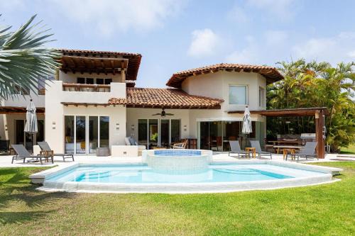 Punta de Mita House | Residencia Palmas en Punta Mita