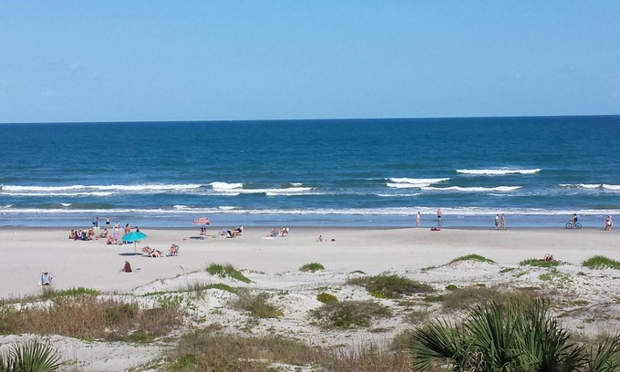 Cocoa Beach Condo | Resort beachfront suite - RIGHT ON Cocoa Beach!