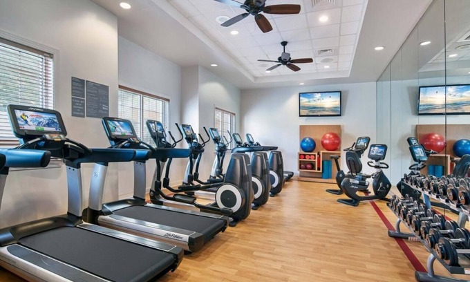Carolina Waterway Plantation Resort | Resort condo close to all Myrtle Beach ameneties with pool and gym facilities