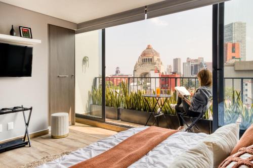 Cuauhtemoc Apartment | Resort Home with Extraordinary City View