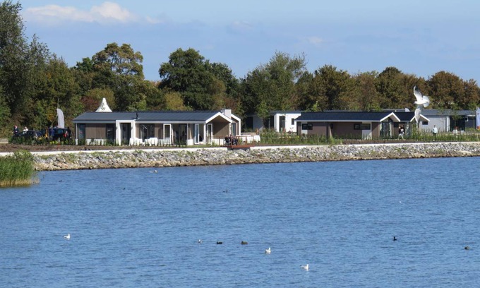 Bovenkarspel House | Resort Markermeer 2