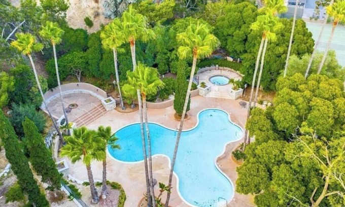 Mission Valley West Condo | Resort-style Amenities, 1BR Condo, Parking, W/D