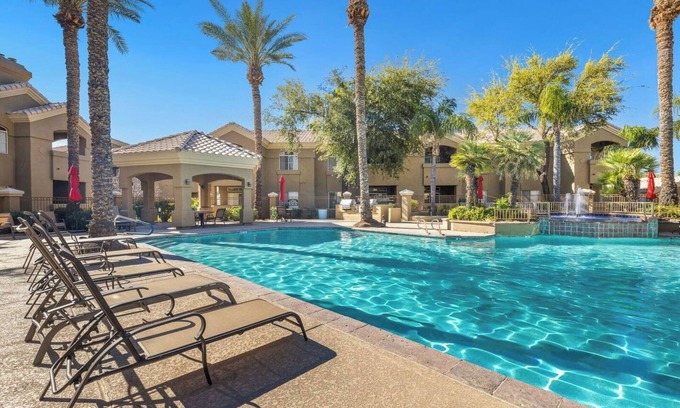 La Camarilla Condo | Resort Style Condo in Scottsdale