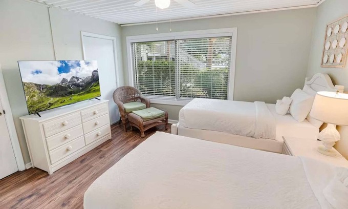 Litchfield by the Sea Apartment | Resort-View Villa | Pool. Free Parking