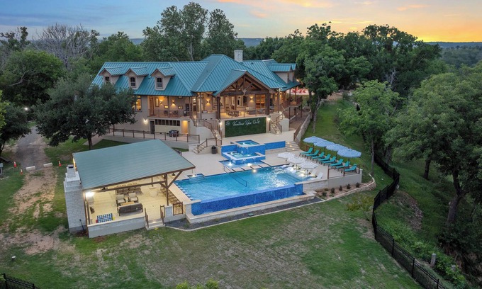 Marble Falls Resort | Resort with 50 foot Infinity Edge Pool, Hot Tub, Sports Courts, and More!