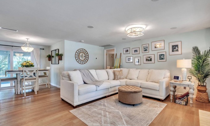 Bradenton House | Restful 2 Bedroom House in West Bradenton near AMI