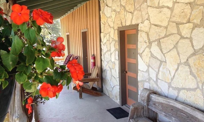 Leakey Apartment | Restful Inn Room for 2