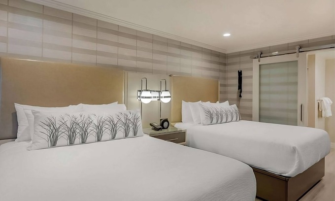 Southeast Torrance Hotel | Restful Vacation! Four Convenient Units, Near Torrance Beach, Free Parking