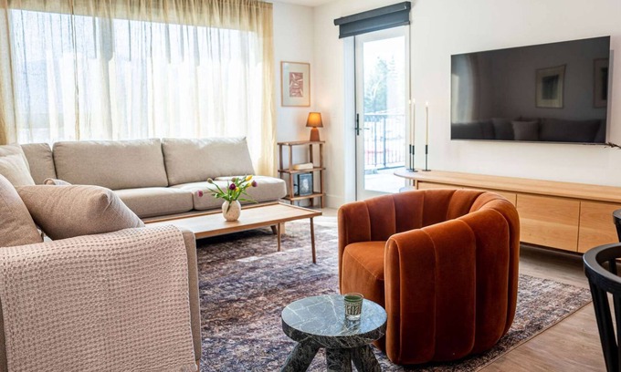 Revelstoke Condo | Revelstoke - Condo with Hot Tub-Sea Eagles Landing
