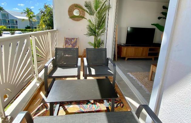 Orient Bay Apartment | Rev’Lointains