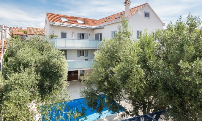 Split Apartment | Rex Exclusive 5* Apartment-5 minute walk from Diocletian"s palace and famous R