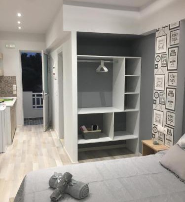Faliraki Apartment | RHODIAN TREASURE Spiridione studio 1