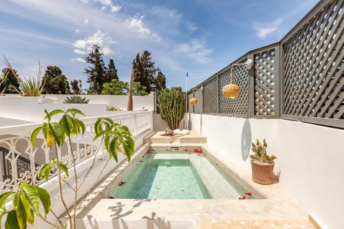 Mouassine House | Riad Belvi - Breakfast - 10mn Jemaa El Fnaa-Pool