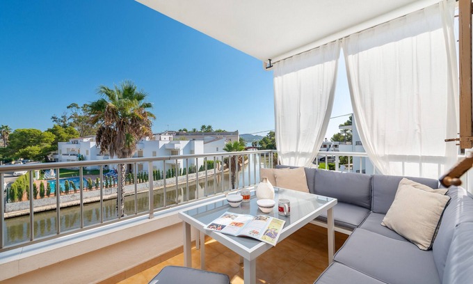 Alcudia House | RIANDGO - Apartment with terrace in Port d'Alcudia. Free WiFi