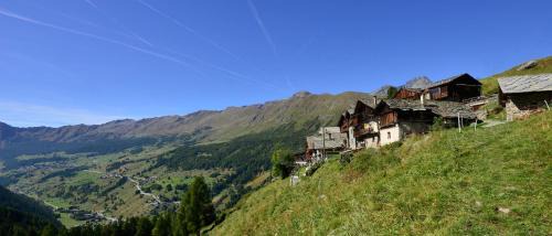 Champoluc Hotel | Rifugio Vieux Crest