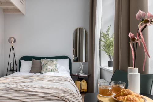 Old Town Apartment | Riga Old Town Loft with Double Beds