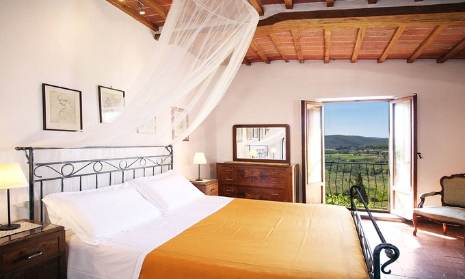 Montepulciano Apartment | Right in central Montepulciano. Apartment with view and garden