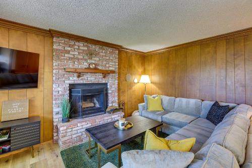 Twin Peaks House | Rimforest Retreat with Fireplace and Mountain Views!