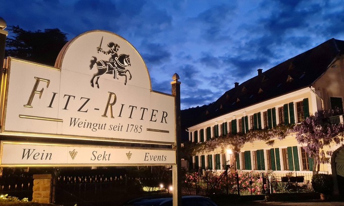Bad Duerkheim Apartment | Ritterhof guest rooms at the Fitz-Ritter winery - VDP/Organic