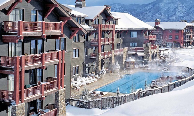 Aspen Villa | Ritz Carlton in Aspen- Ski-In & Ski-Out- Professionally Cleaned Condo- Sleeps 6